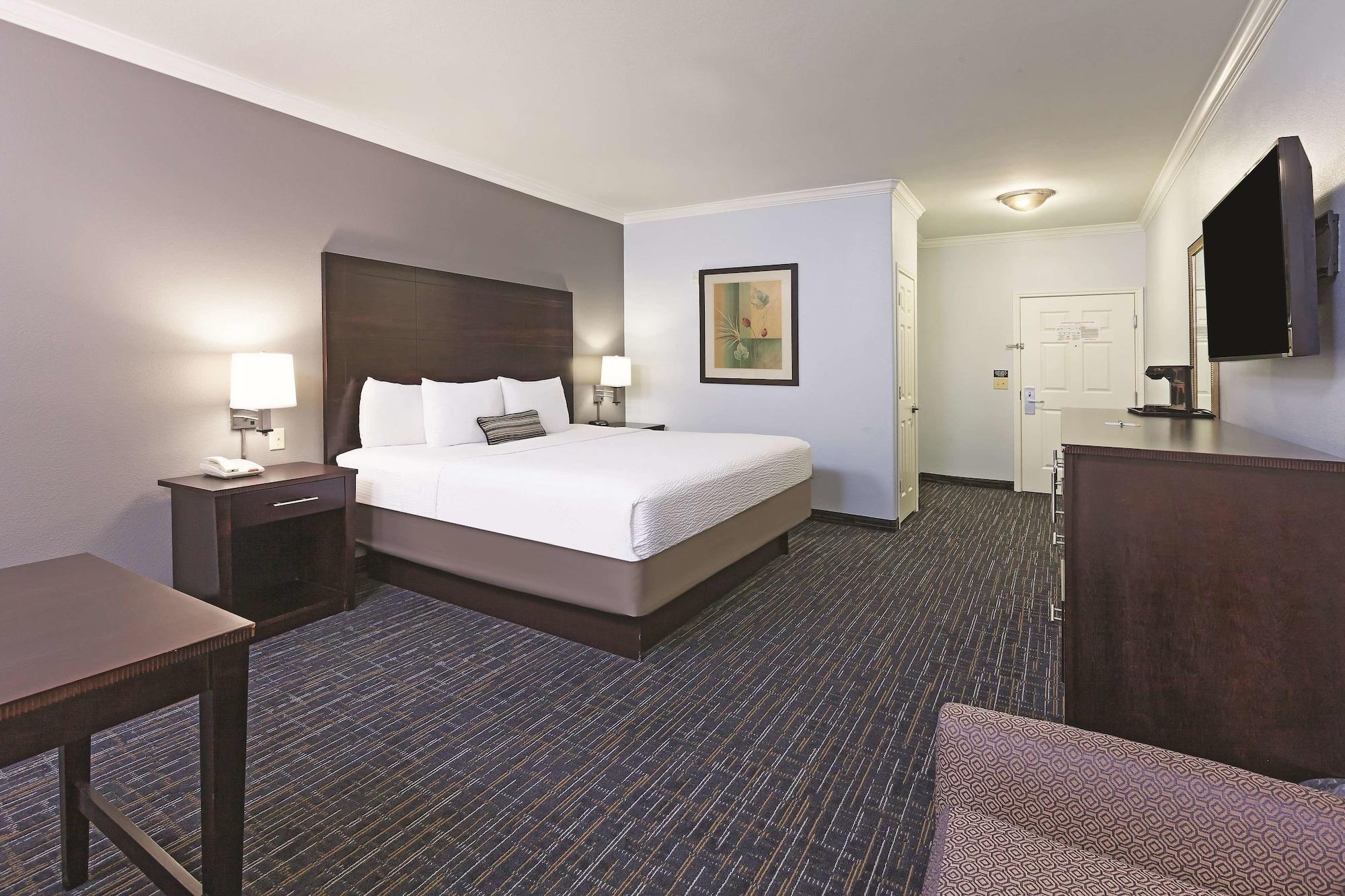 Hotel Sonesta Essential Houston Westchase Exterior foto