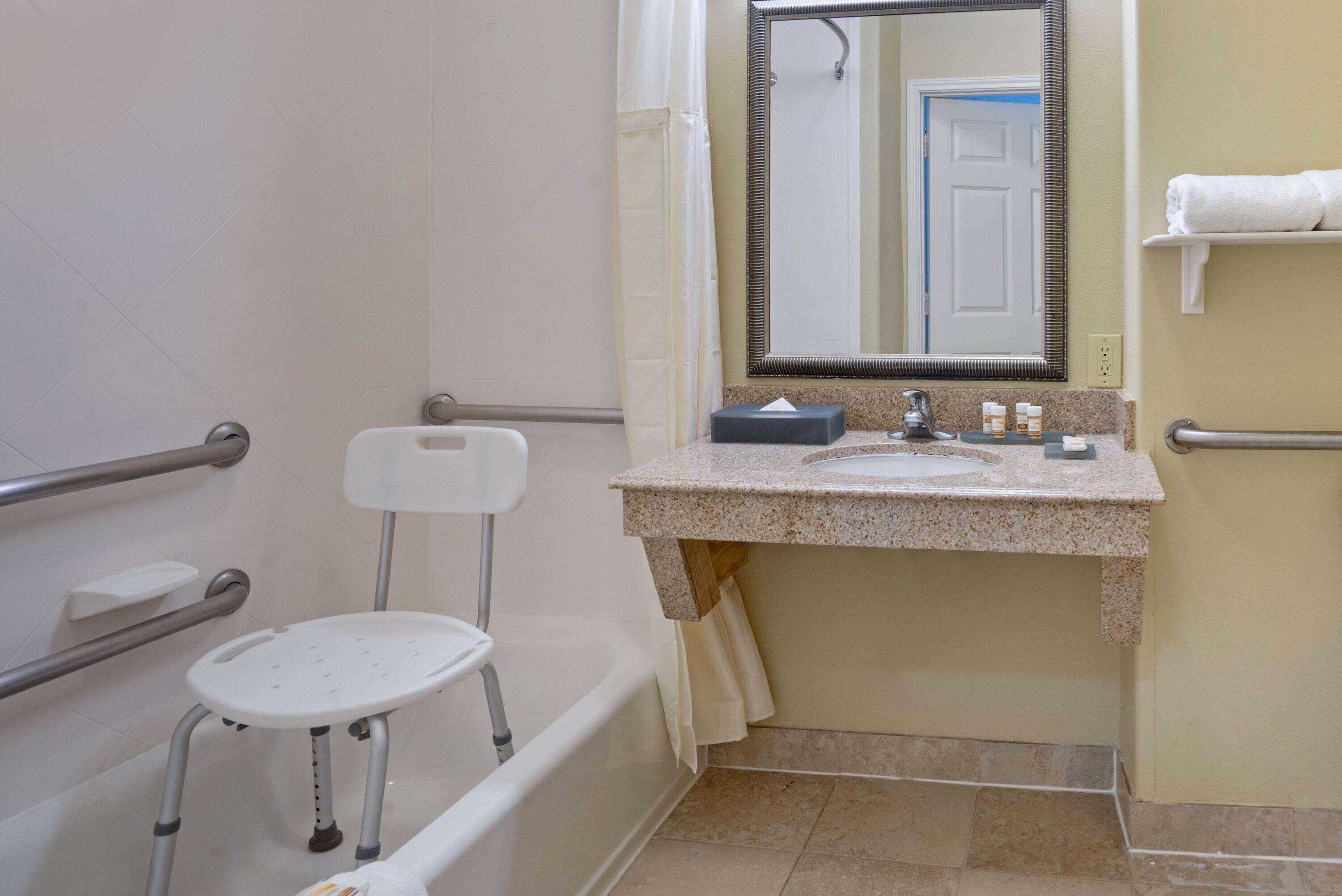 Hotel Sonesta Essential Houston Westchase Exterior foto